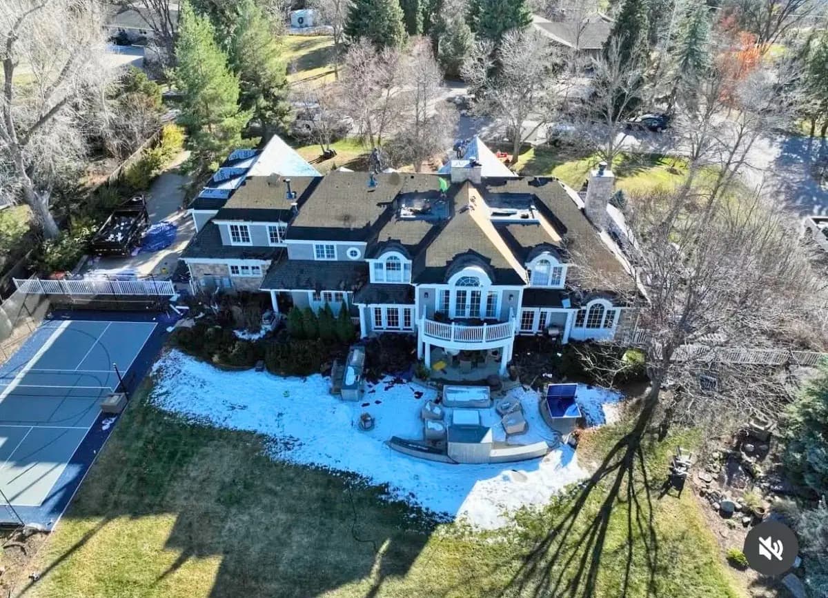 Custom home exterior painting and finishing by Gates Enterprises in Colorado